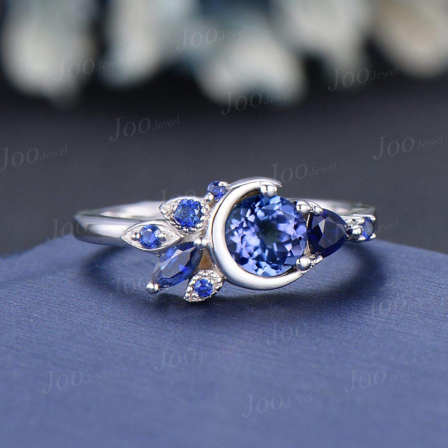 5mm Round Cut Natural Tanzanite Cluster Engagement Ring Unique Sterling Silver Tanzanite Blue Sapphire Crescent Moon Wedding Ring for Women