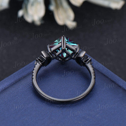 2ct Princess Cut Color-Change Alexandrite Sandstone Ring Gothic Black Gold Proposal Ring June Birthstone Ring Anniversary Gifts for Women