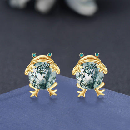 Round Cut Natural Pearl Frog Earrings | Emerald Opal Pearl Frog Studs | Unique Amphibian Jewelry for Women Girl |Creative Gifts for Daughter