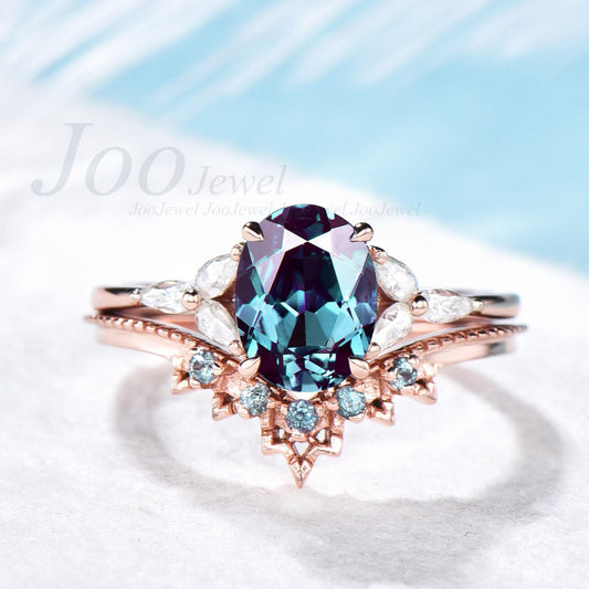 Unique Oval Alexandrite Bridal Ring Set Vintage Alexandrite Engagement Ring Set Seven Stone Rose Gold Art Deco Color Change Stone Ring Gift