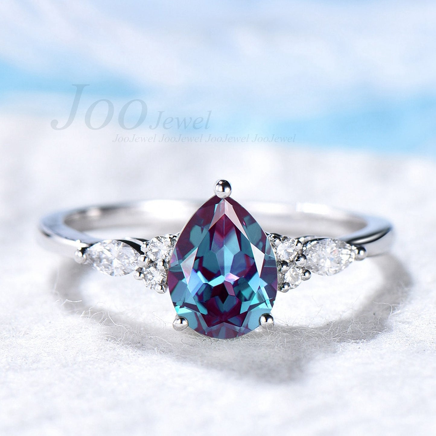 Alexandrite Ring 925 Sterling Silver Pear Wedding Bridal Ring June Birthstone Color Changing Ring Anniversary Jewelry Gemstone Ring Dainty