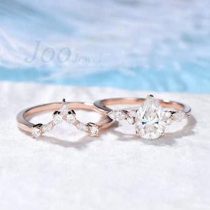 Pear Shaped Moissanite Engagement Ring Sterling Silver Cluster Diamond Engagement Ring Simple Wedding Bridal Set Rose Gold Dainty Jewelry