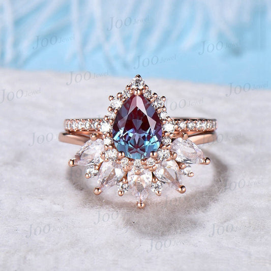 2pcs Pear Shaped Halo Solitaire Alexandrite Ring Set Half Eternity Moissanite Band Luxy Color Changing Alexandrite Cocktail Statement Rings