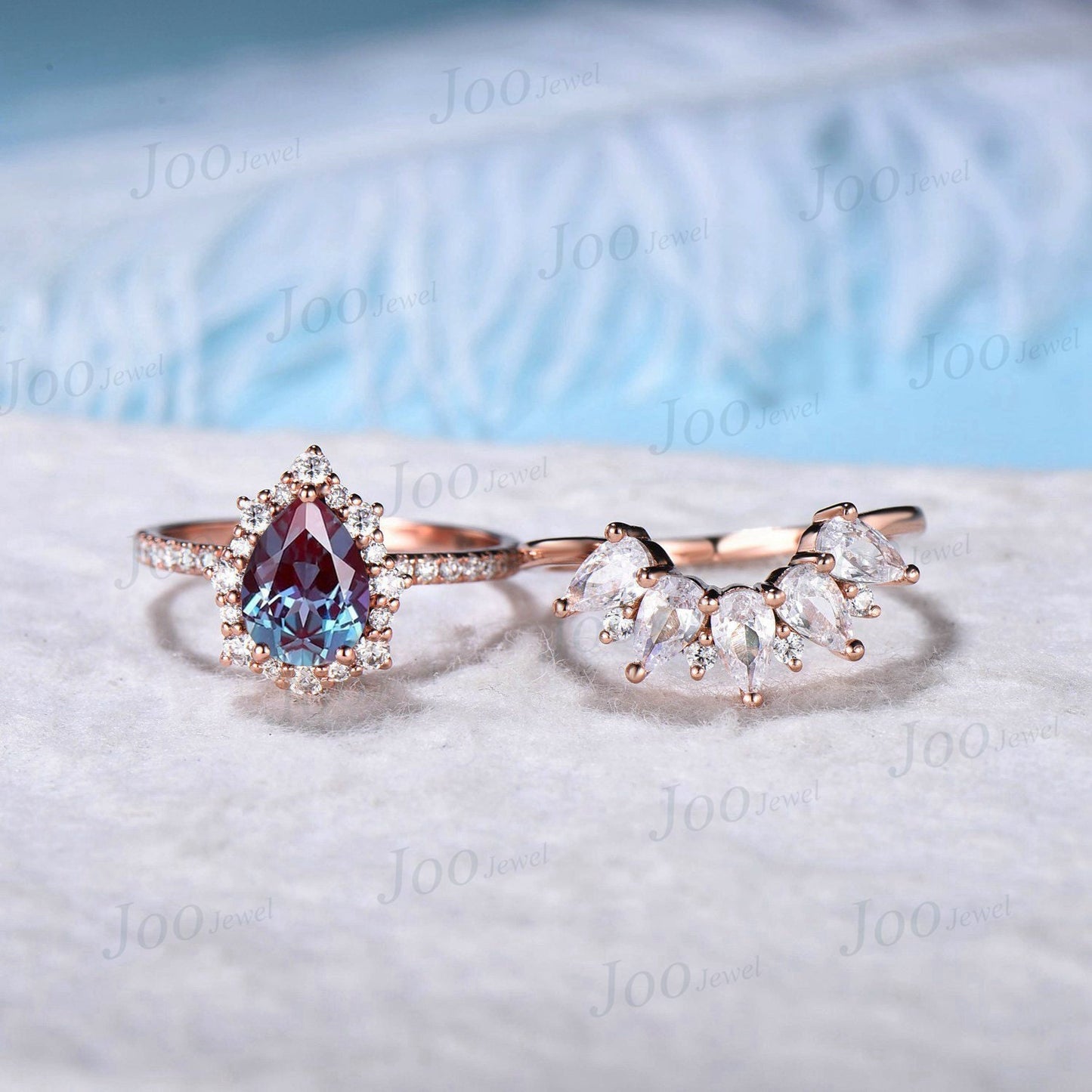 2pcs Pear Shaped Halo Solitaire Alexandrite Ring Set Half Eternity Moissanite Band Luxy Color Changing Alexandrite Cocktail Statement Rings