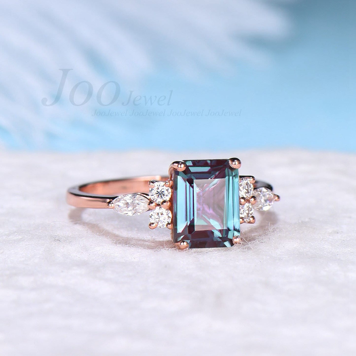 2ct Emerald Alexandrite Ring Cluster Engagement Ring Rose Gold Lab Diamond Ring June Birthstone Color Change Stone Wedding Anniversary Gift