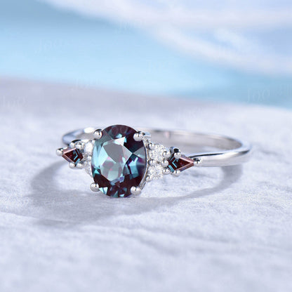 1.5ct Oval Alexandrite Ring Kite Alexandrite Moissanite Engagement Ring Unique Rose Gold June Birthstone Color Change Stone Anniversary Gift