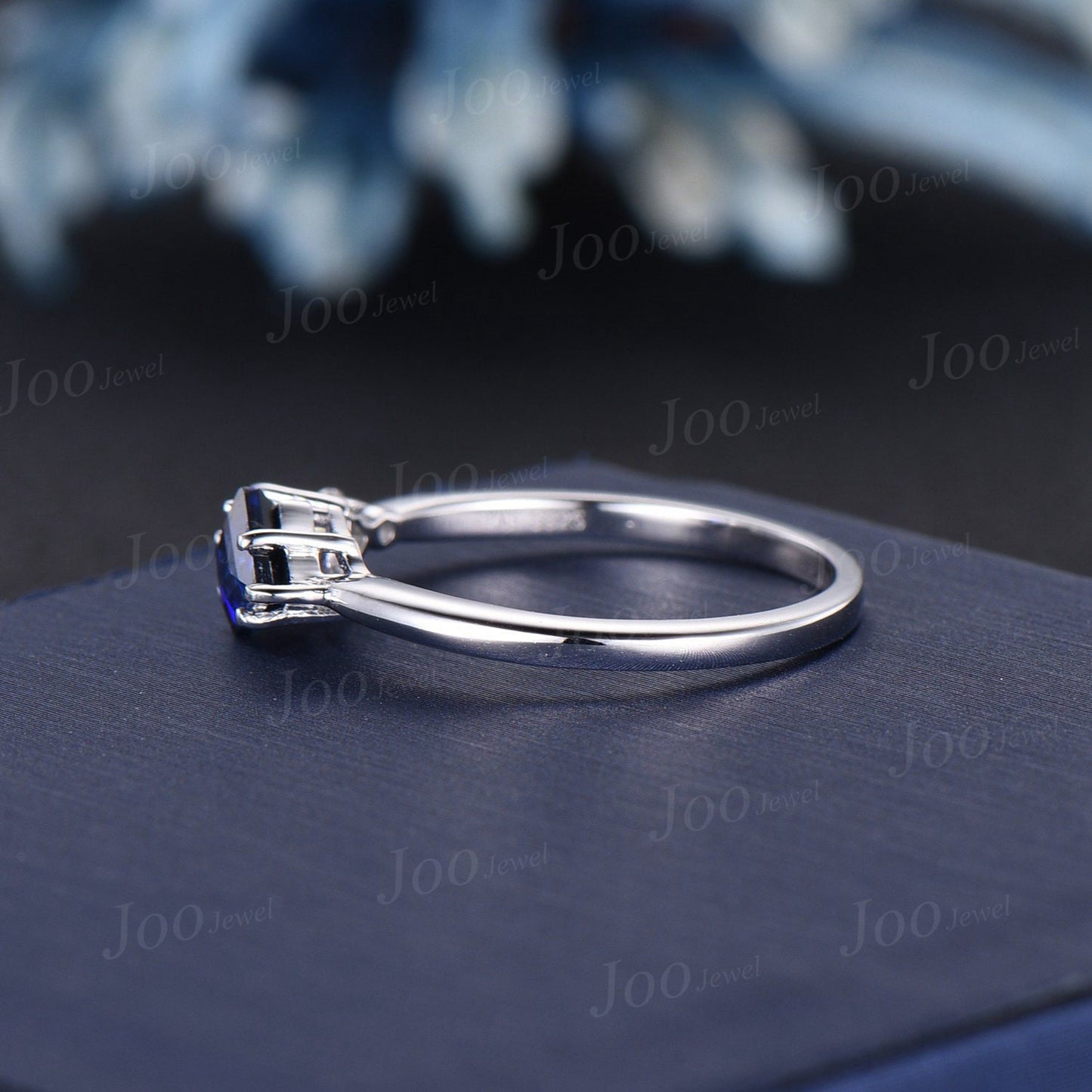 Unique September Birthstone Promise Ring Kite Shaped Blue Sapphire Engagement Rings Peridot Moissanite Three Stone Minimalist Wedding Ring