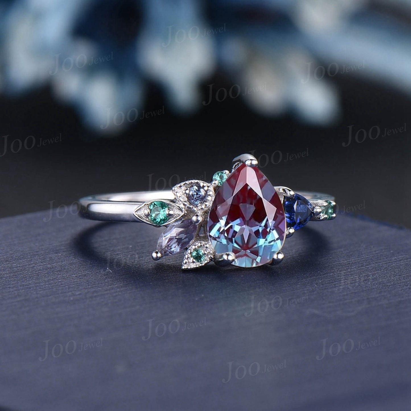 1.25ct Pear Cut Color-Change Alexandrite Engagement Ring Marquise Alexandrite Ring Cluster Green Emerlad Wedding Ring June Birthstone Gifts